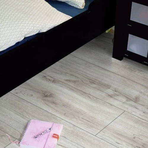 ДУБ МОНТМЕЛО КРЕМОВЫЙ ЛАМИНАТ  KRONOTEX  EXQUISIT PLUS ламинат для пола